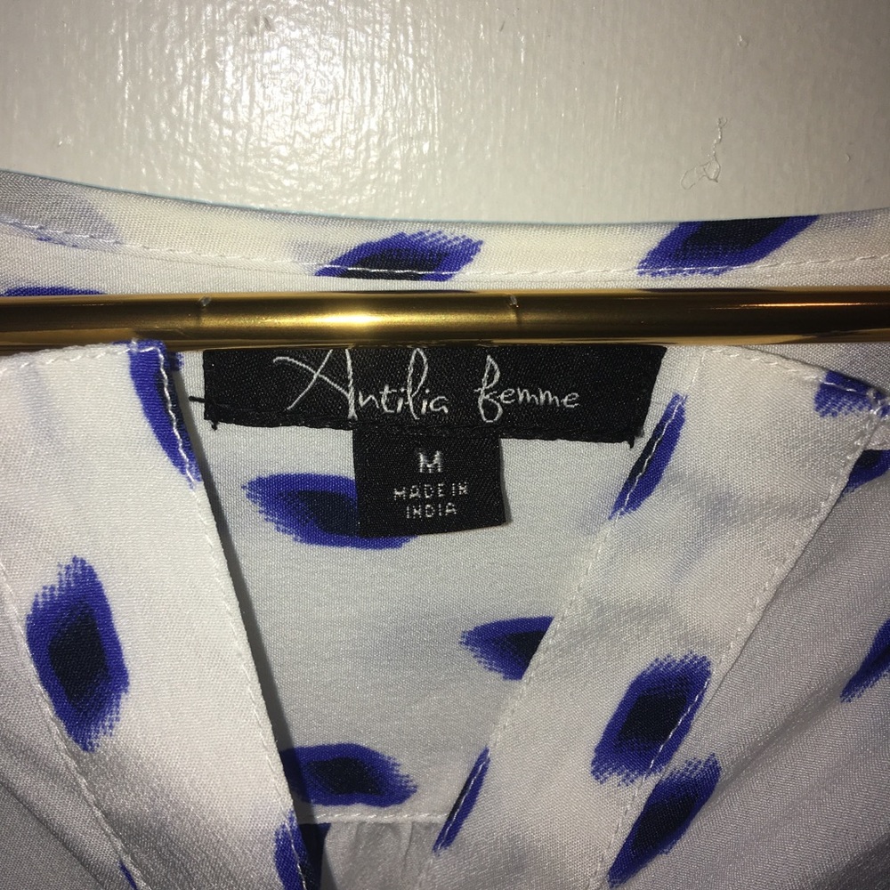 Patterned button down top - Picture 4 of 4